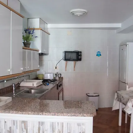 Apartment Casa Ledicia Castro Caldelas